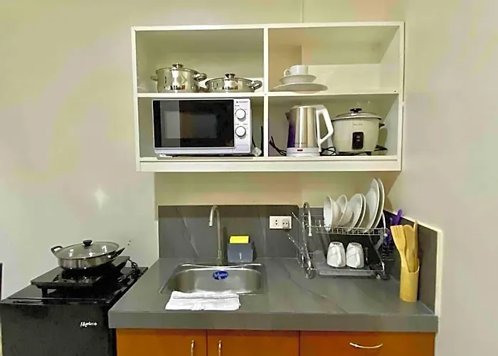 Cozy 1 At The Heart Of Makati 2*