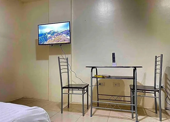 Cozy 1 At The Heart Of Makati Hotel 2*